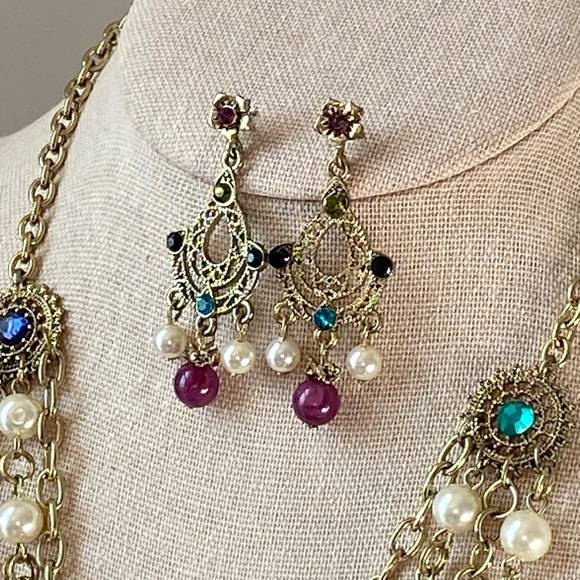 3 Strand Multi Stone Vintage Style Necklace & Matching Earrings - Picture 10 of 14